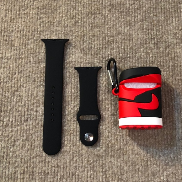 AirPod Case Bundle - Picture 2 of 5